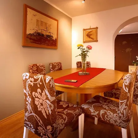 Apartment Apartman Porta No' Bale